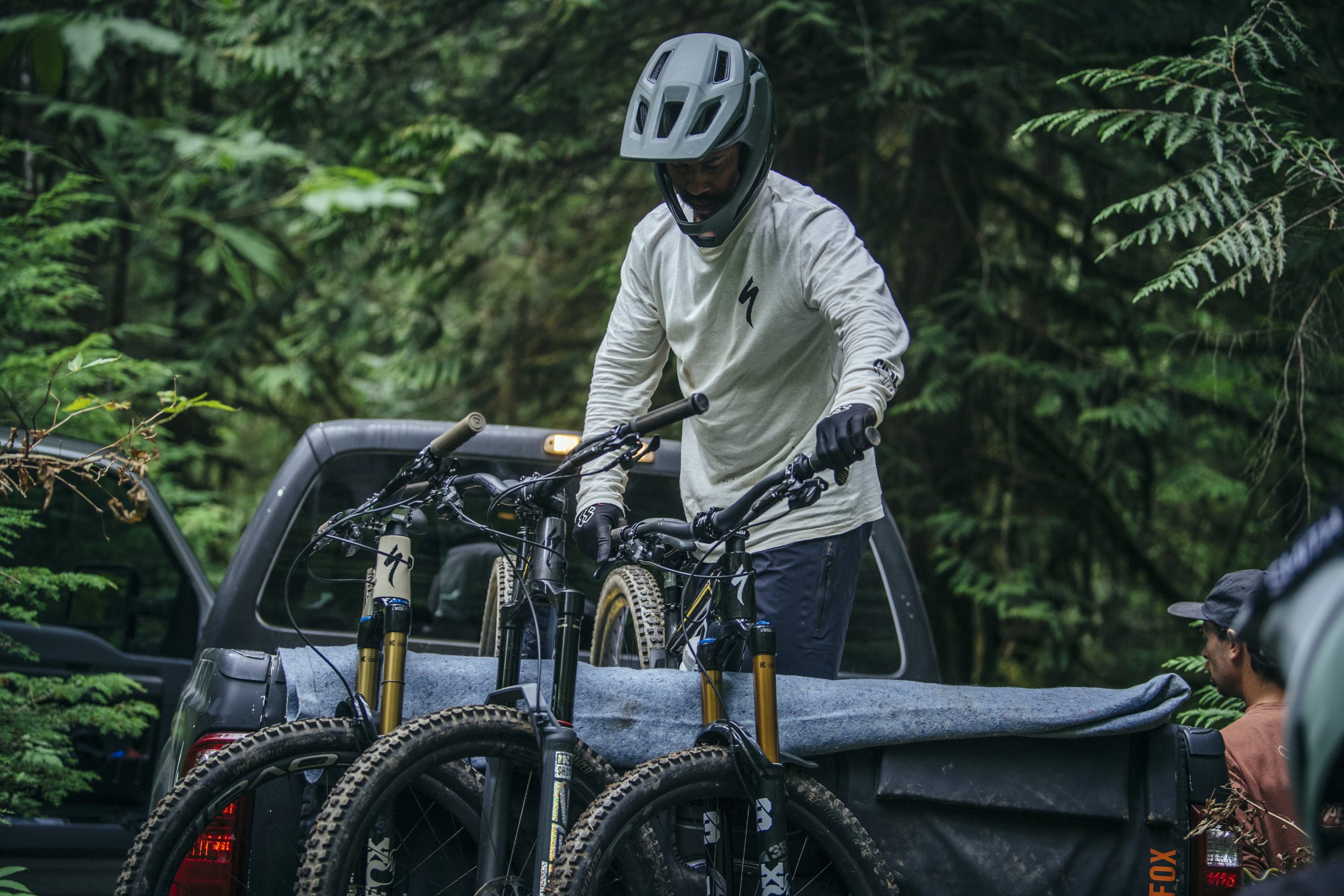 PG_210809_specialized1_3028